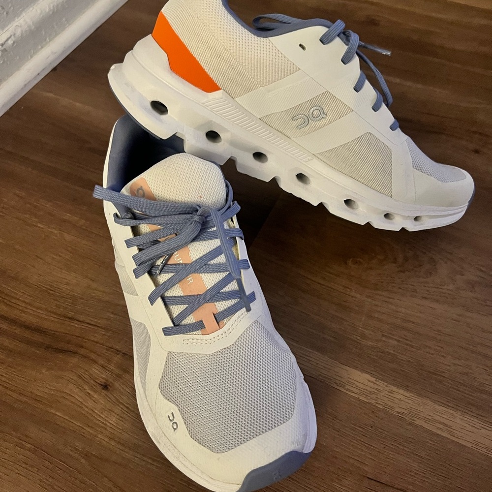 On Cloud Cloudrunner Sneaker - image 1